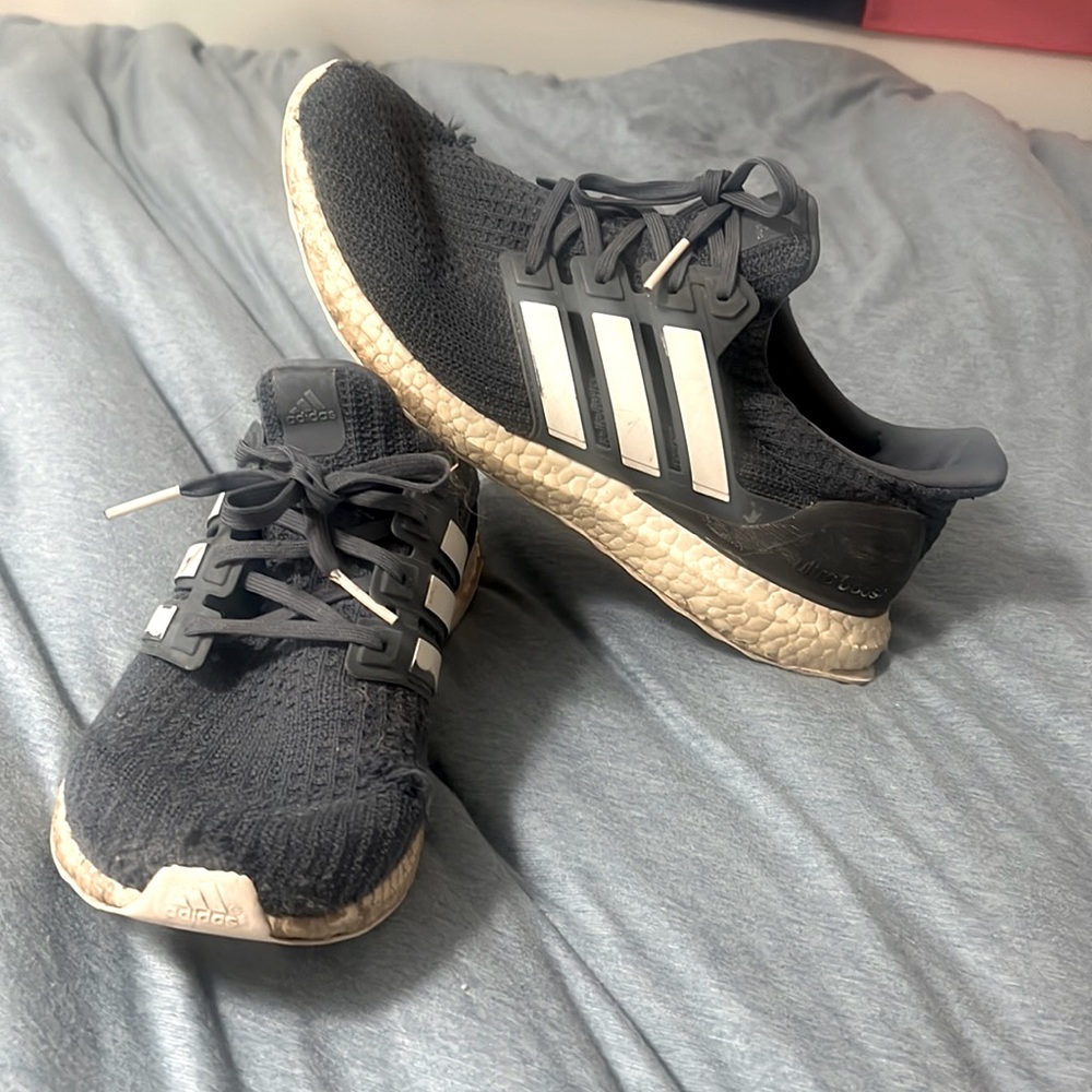 Mens Ultraboost size 10.5 Blue